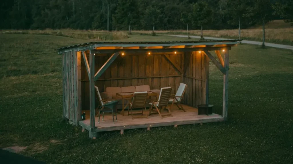 Minneapolis Side Yard Gains New Life as Outdoor Retreat - Featured image