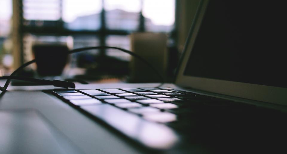 6 Signs Your Home Office Needs to Move to a Different Room - Featured image
