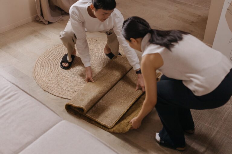The Outdoor Rug Material That Survives Rain Season After Season - Featured image