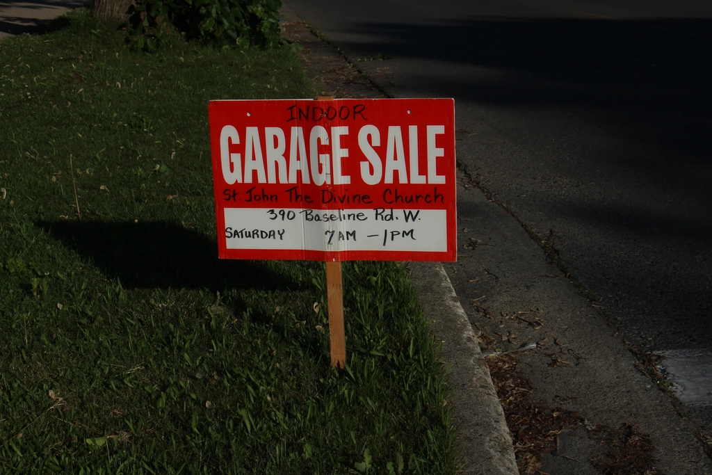 The Garage Sale Question That Saves You From a Bad Purchase - Featured image