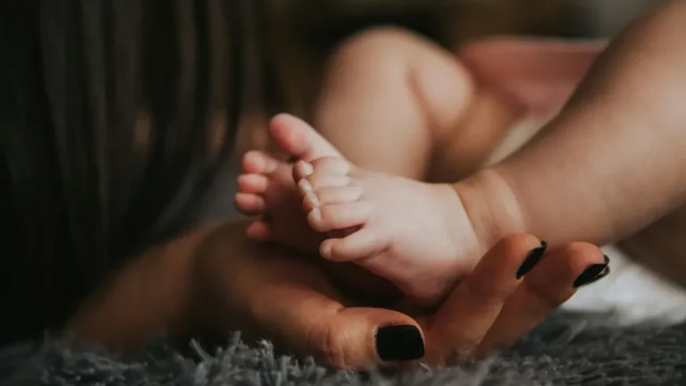 More Than 20 States Have Fewer Than One Perinatal Psychiatrist per 5,000 Births - Featured image