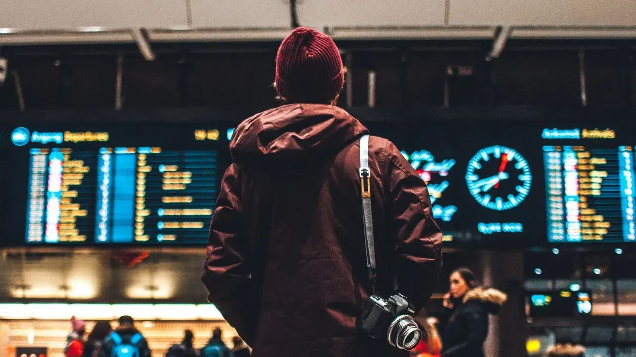 California Airports Restore Non-Passenger Access Beyond Security