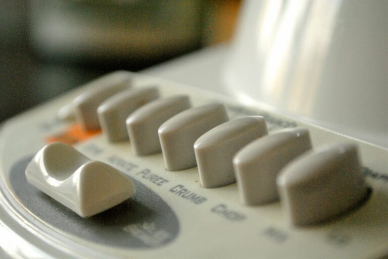 The Blender Gasket Habit That's Quietly Breeding Bacteria - Featured image