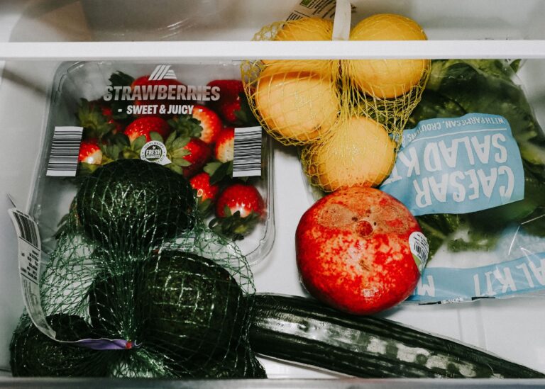 Why Bananas Ripen Faster Next to Apples - Featured image
