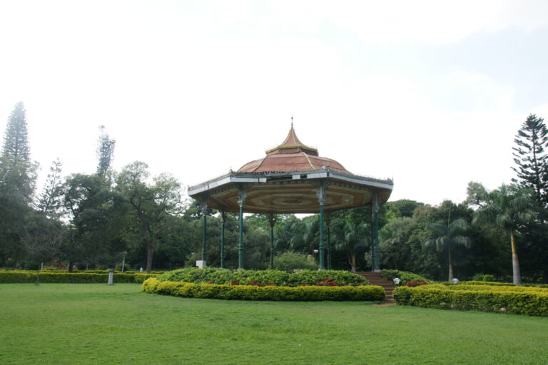 Why Gazebos Are Quietly Replacing Traditional Patio Covers - Featured image