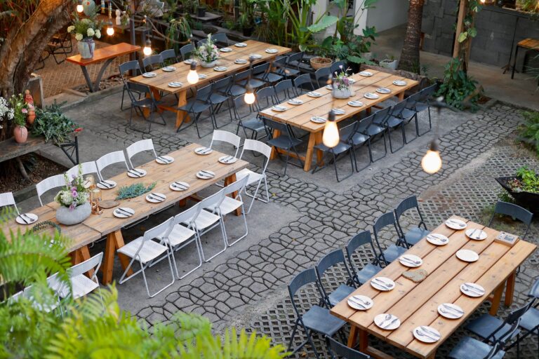 The Dinner Party Seating Mistake That Kills the Conversation - Featured image