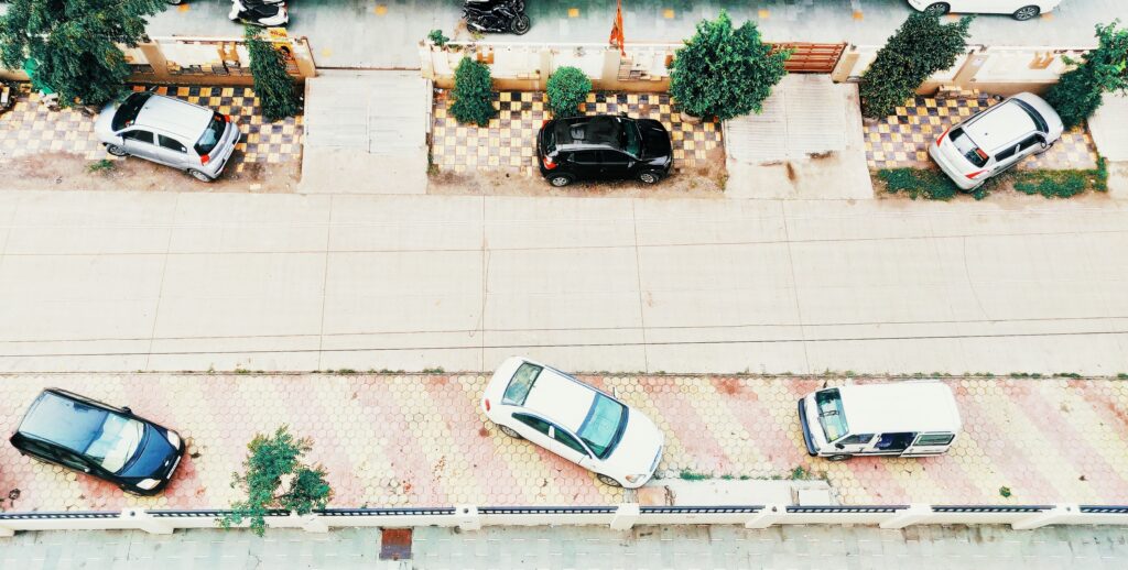The Unspoken Rules of Parking on a Shared Street - Featured image