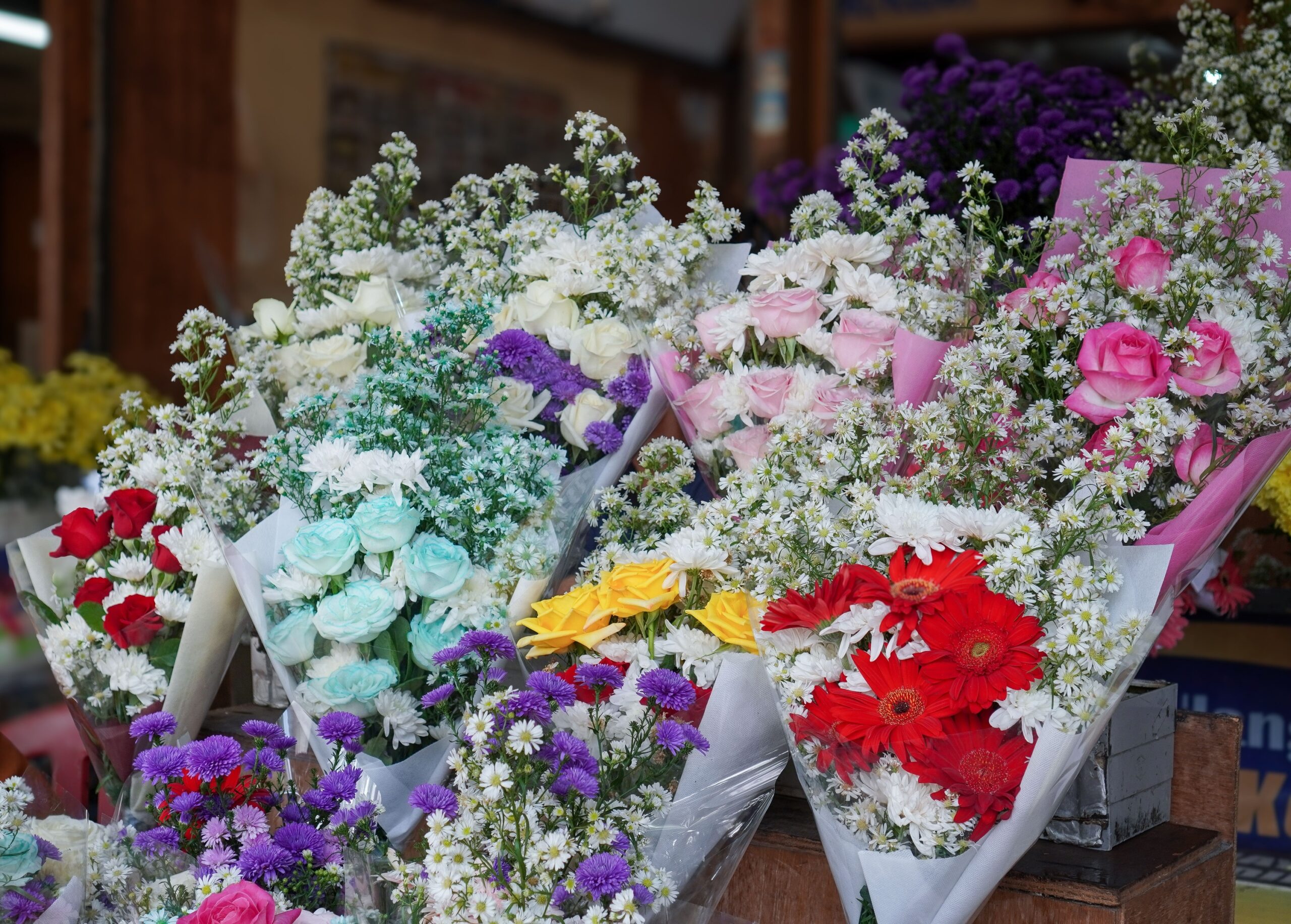 10 Reasons Buying Flowers For A Loved One Makes Their Day