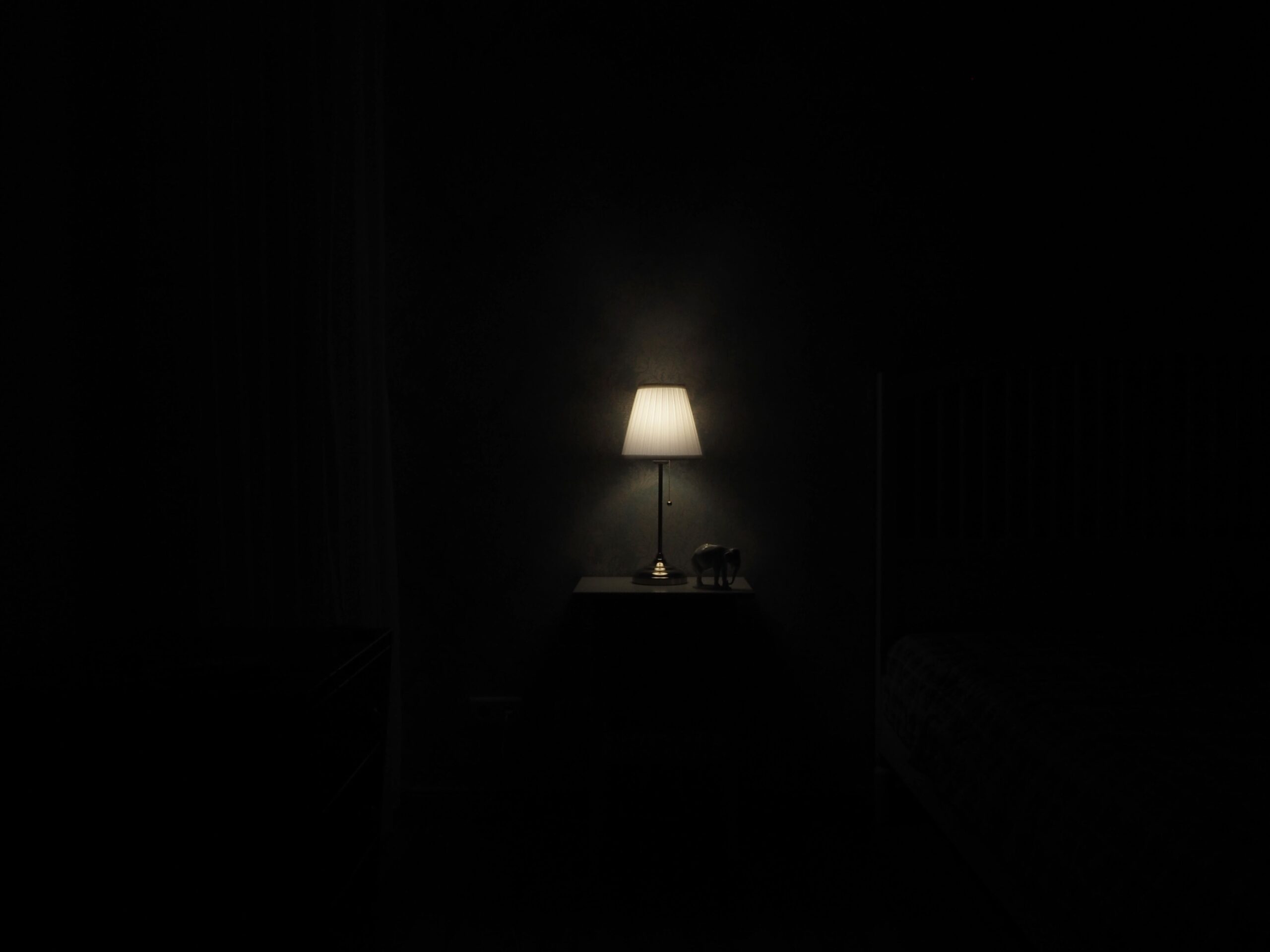 The Lighting Mistake That Makes Homes Riskier for Older Eyes