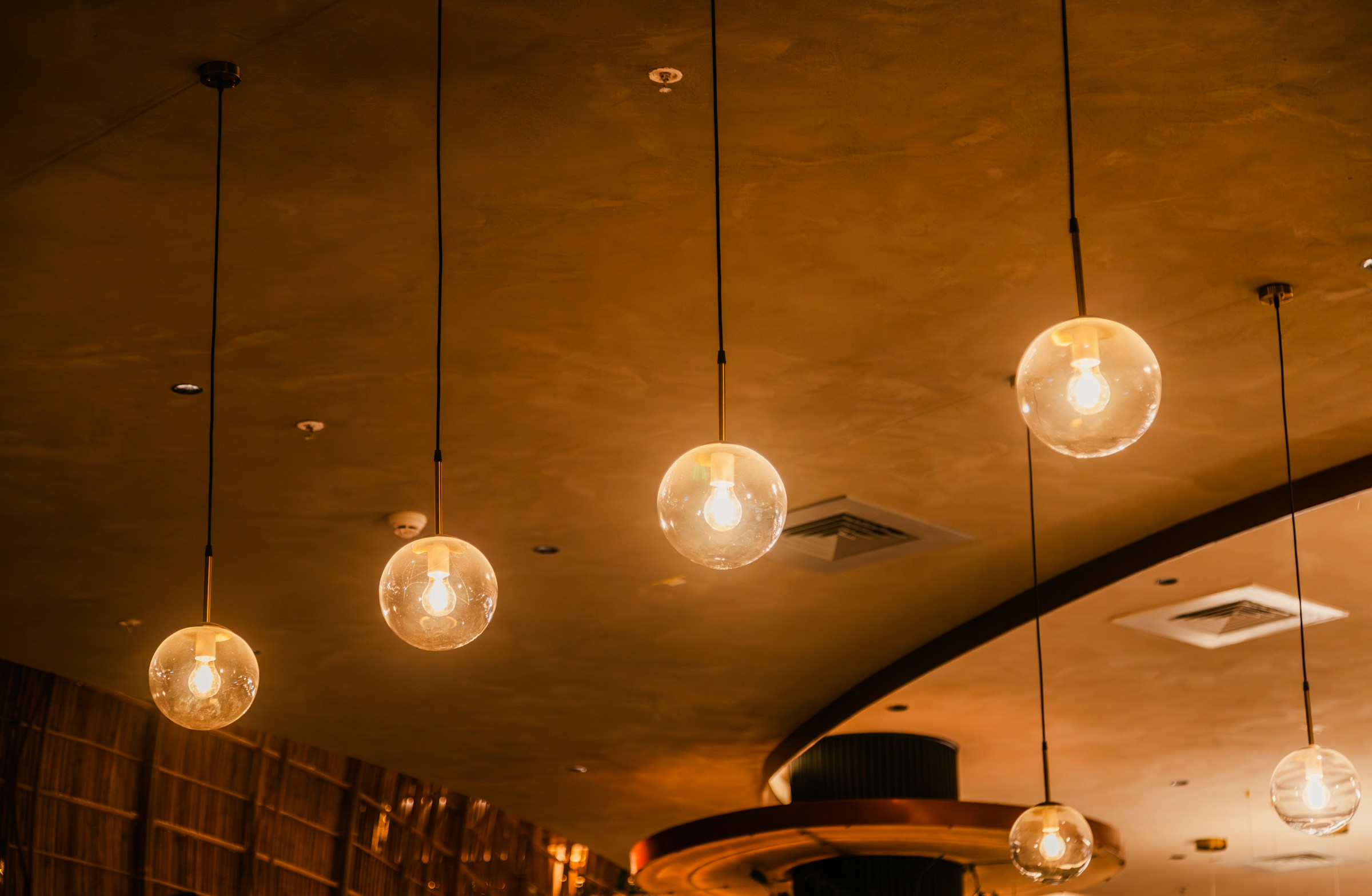 The Lamp Bulb Mistake That Can Quietly Start a Fire