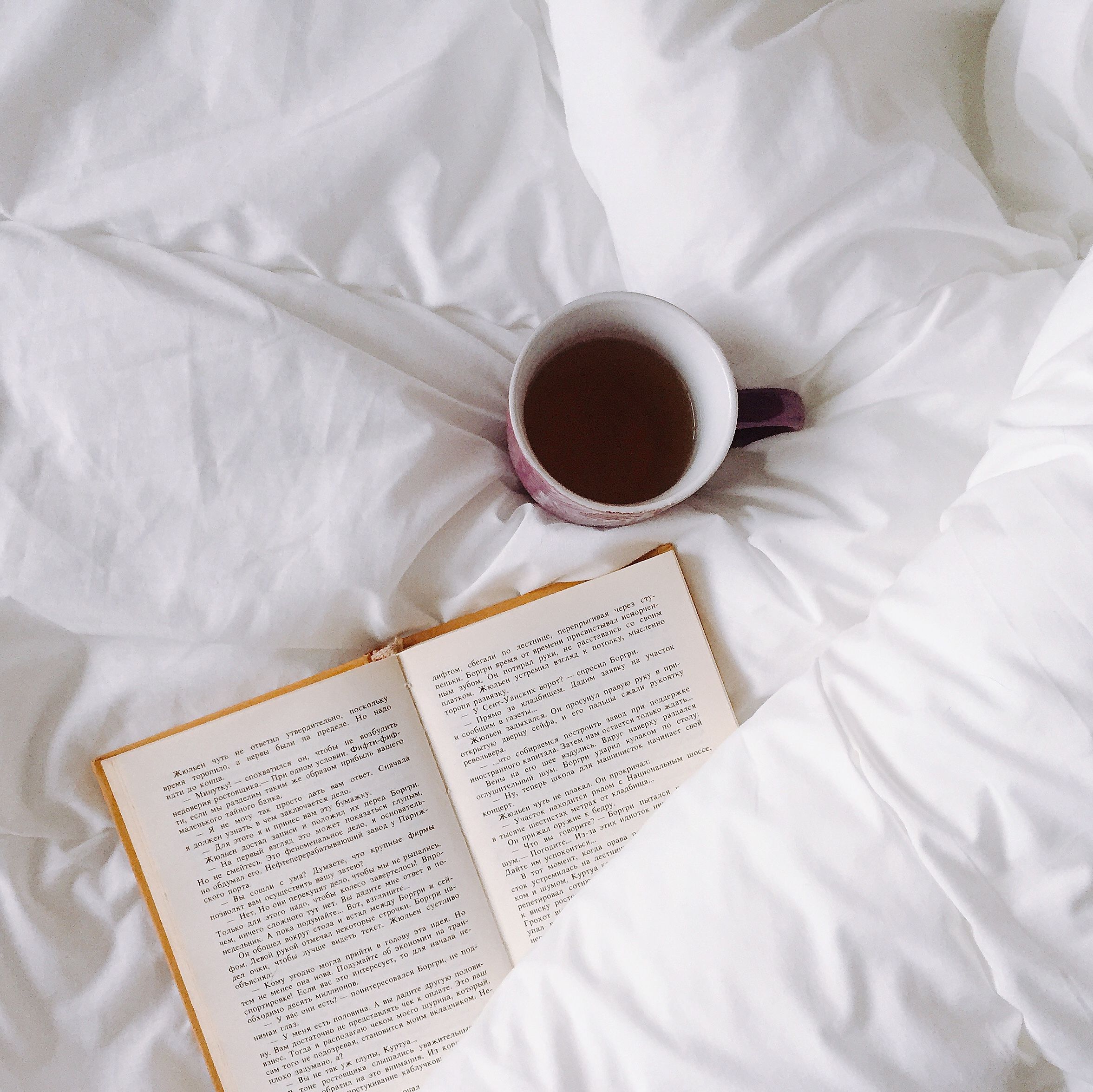 The Reading-in-Bed Habit Sleep Doctors Are Divided On