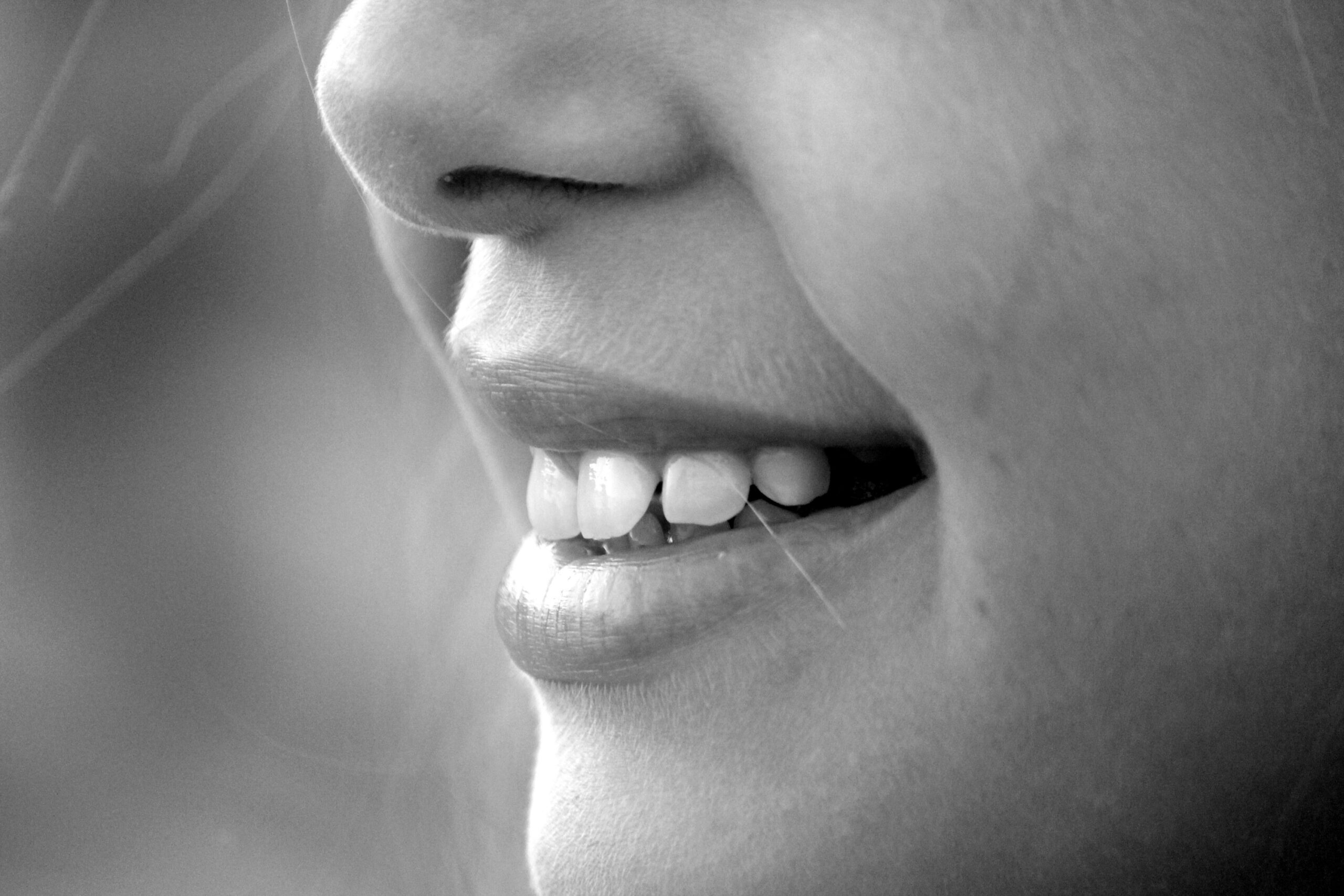 Why Your Mouth Suddenly Tastes Metallic for No Reason