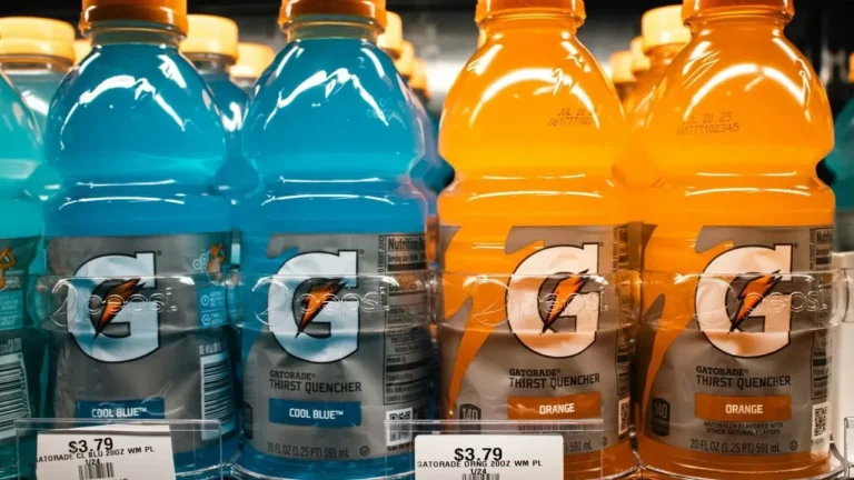FDA Recalls 122,000 Gatorade Cases Over Undeclared Dyes - Featured image