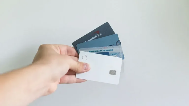 Using a 401(k) Loan or Withdrawal to Clear Credit Card Debt: The Potential Pitfalls - Featured image