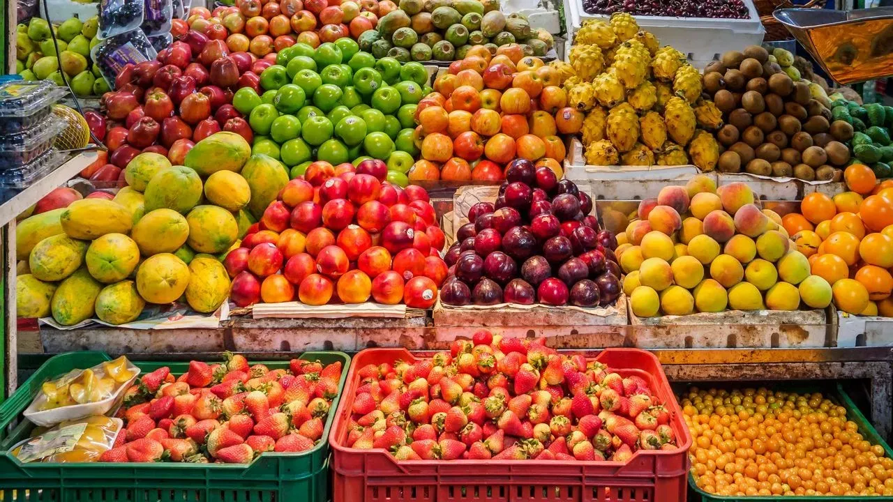 How Fruit Gas Quietly Ruins Nearby Vegetables