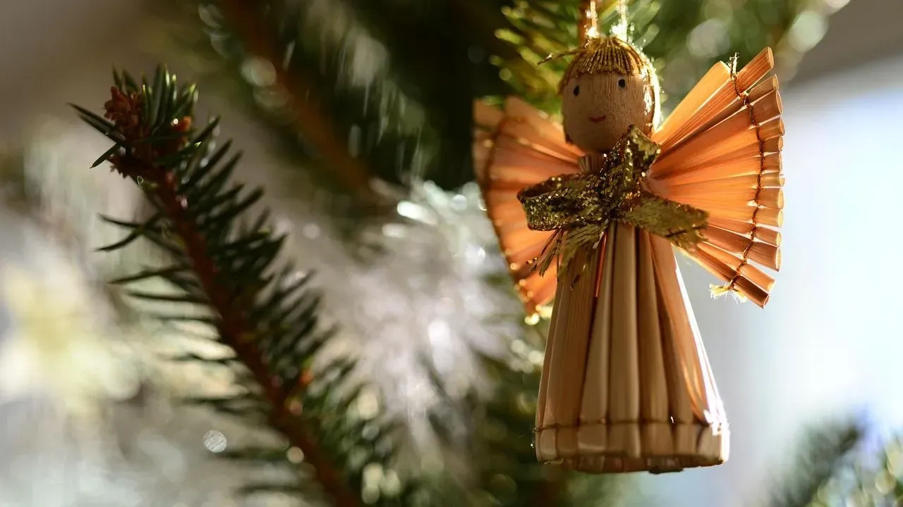 Wayfair Way Day Sale Puts Realistic Christmas Tree Within Reach at $67