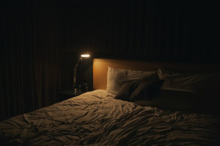 6 Things Sleep Doctors Say to Remove From Your Bedroom - Featured image