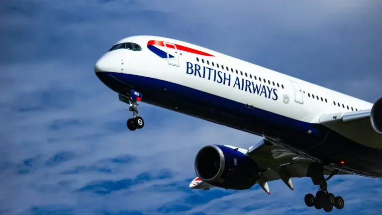 BA295 Plunges 28,000 Feet, Circles for Hours, Returns to London - Featured image
