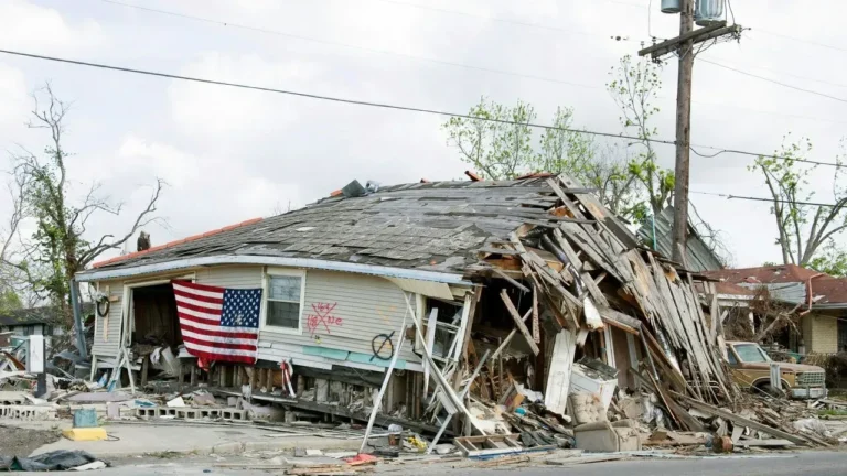 Hurricane Isaias Leaves Damage in Its Wake Along the Gulf Coast - Featured image